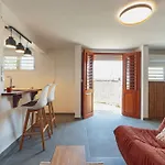 Capatipik - Studio Latipik Pres De La Mer